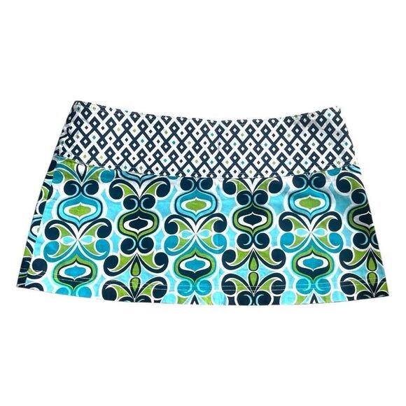 Sweet Spot Reversible Wrap Skort with Adjustable Waist black, aqua, green, white - Picture 3 of 5